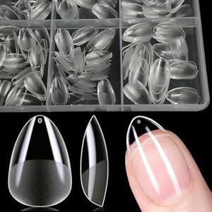 XIAOHEBAN 600pcs Short Almond Nail Tips